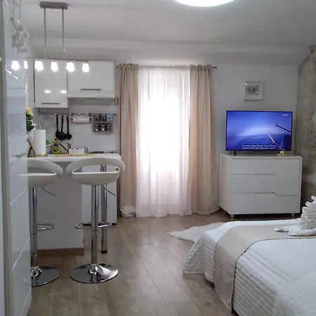 Private In Diocletians Palace