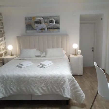 Private In Diocletians Palace דירה ספליט