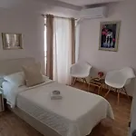 Private In Diocletians Palace Apartman