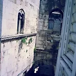 Apartman Private In Diocletians Palace Split
