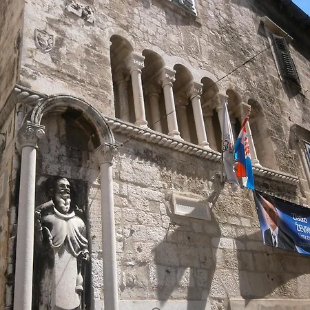 Appartement Private In Diocletians Palace