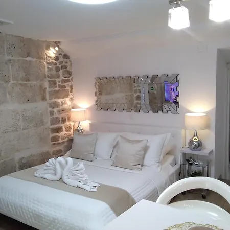 Private In Diocletians Palace