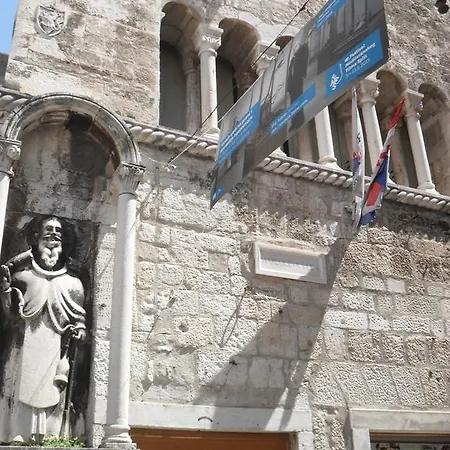 Private In Diocletians Palace Appartement