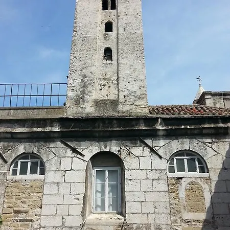 Appartement Private In Diocletians Palace